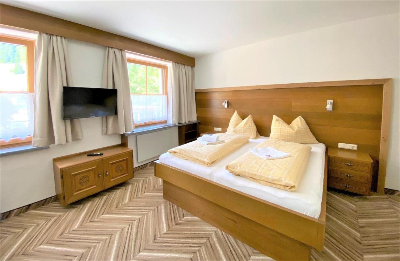 Pension Appartements Gabriele Bad Gastein Kültér fotó