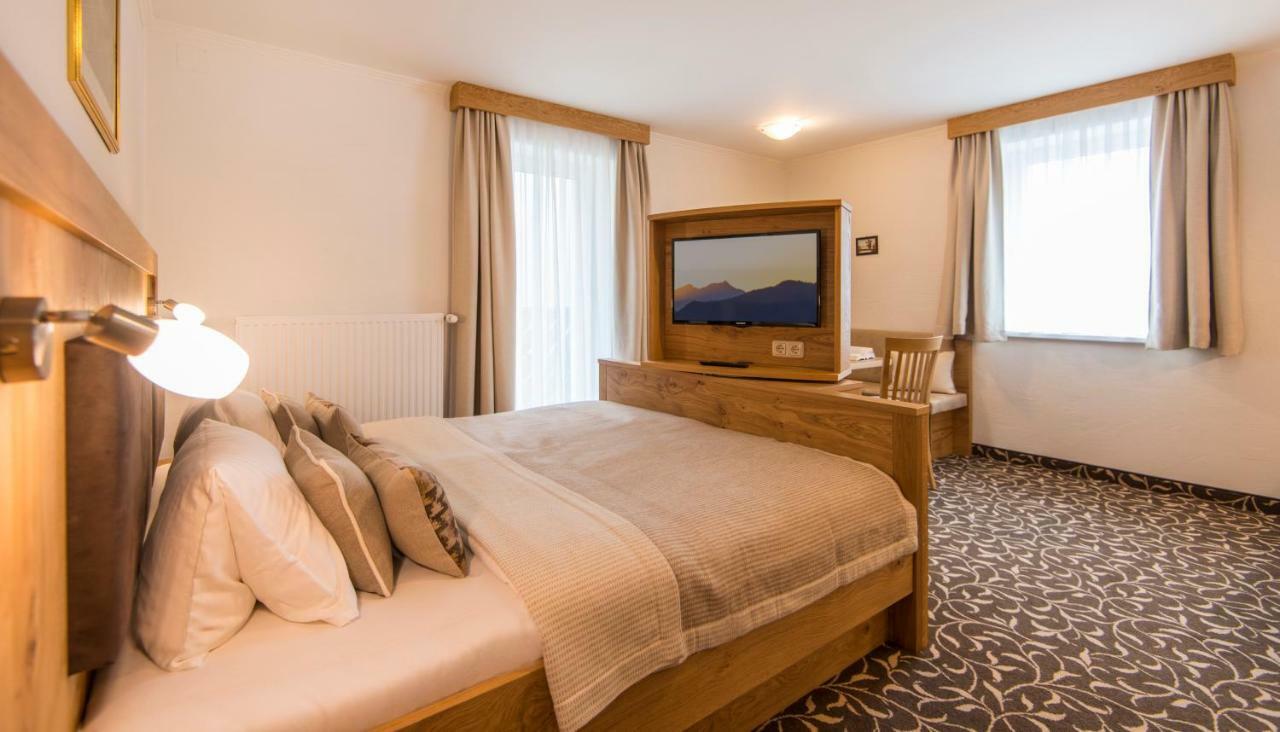 Pension Appartements Gabriele Bad Gastein Kültér fotó