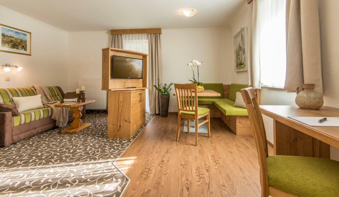 Pension Appartements Gabriele Bad Gastein Kültér fotó